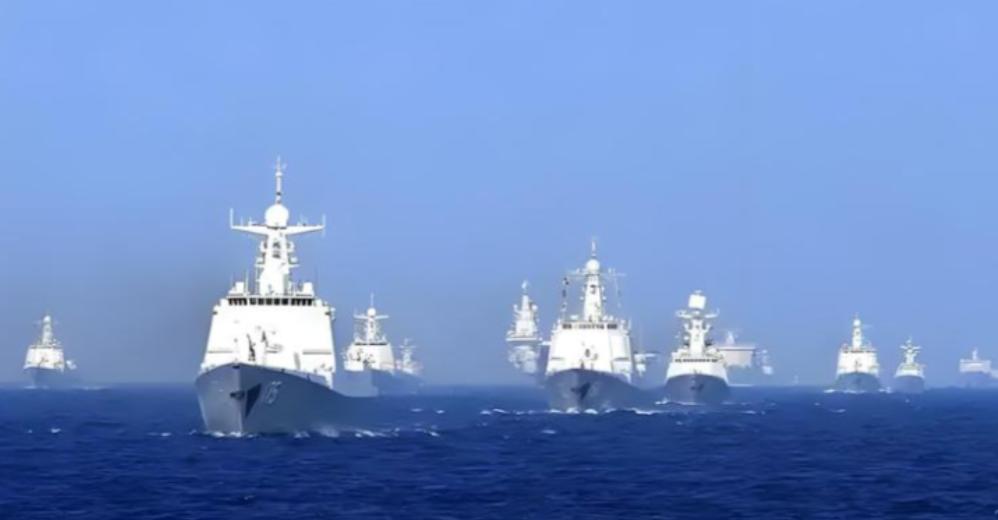 7月31日，解放军海空精锐尽出，美航母打击群紧急后撤，菲律宾大失所望？

就在7