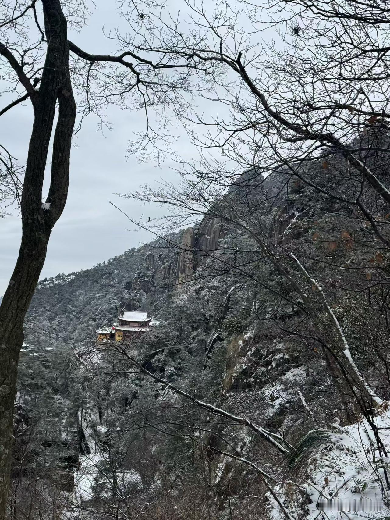 我的未来不是梦，奈何我的袜子都是洞，梦想总归还是要有的，尽管袜子全部都是洞，裤衩