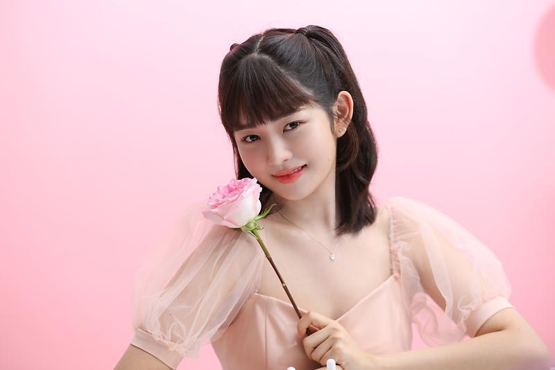 ive五团颜一 🌷ive五团一🐥直井怜 220515【补档twi更新】（1）