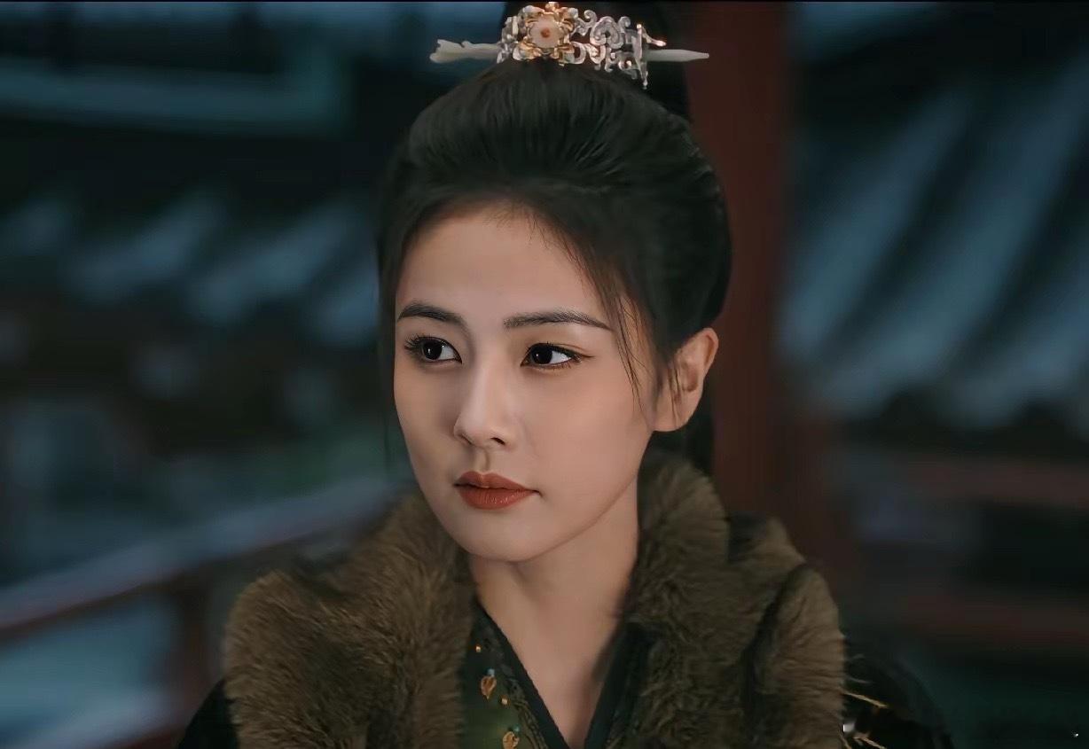 《唐宫奇案》又是两桩命案，越来越怪异。第一个是刘广翰，有人在他的定惊丸里面混入了