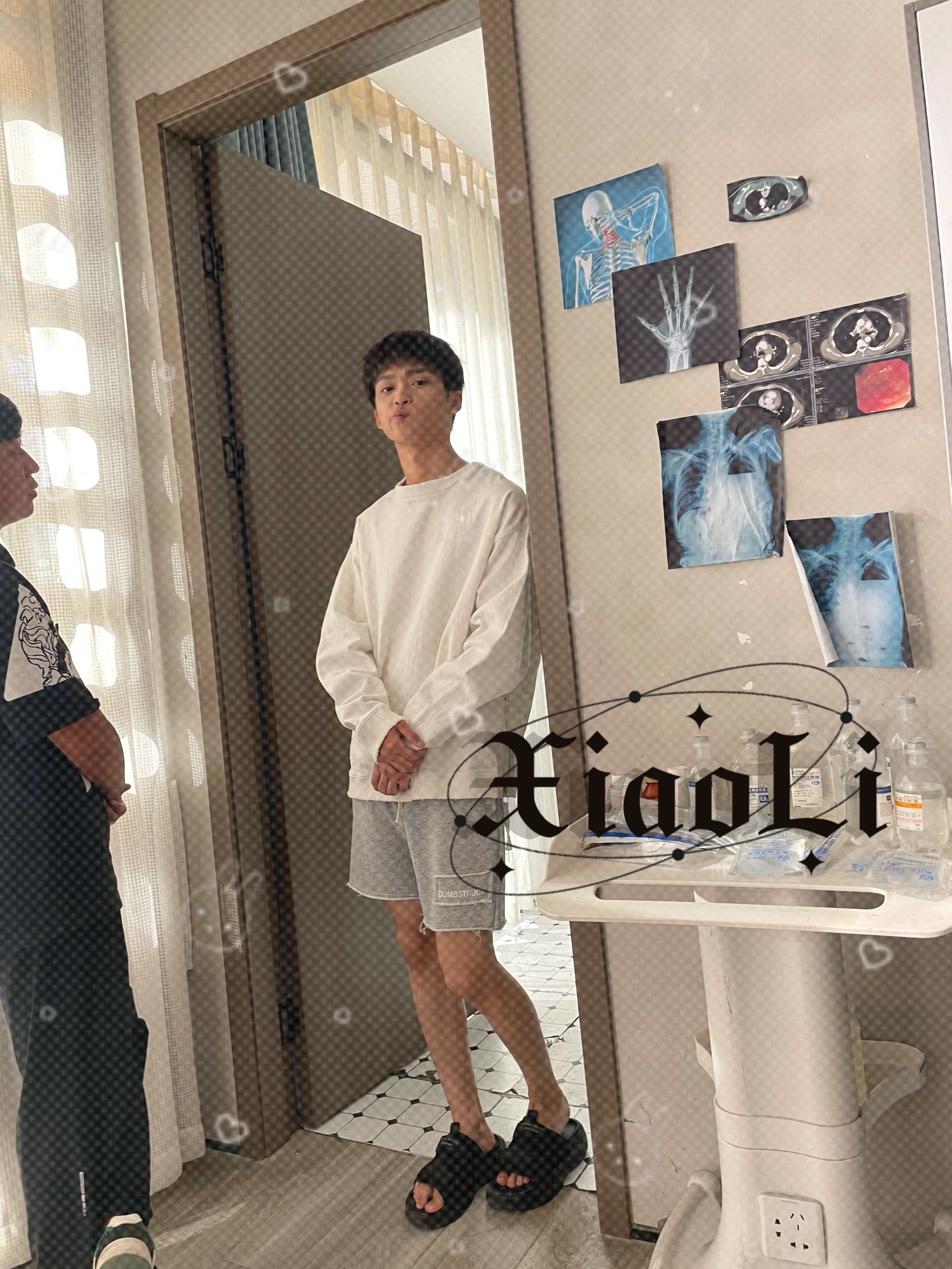 啊哈哈哈哈哈歪嘴战神©️他只是 