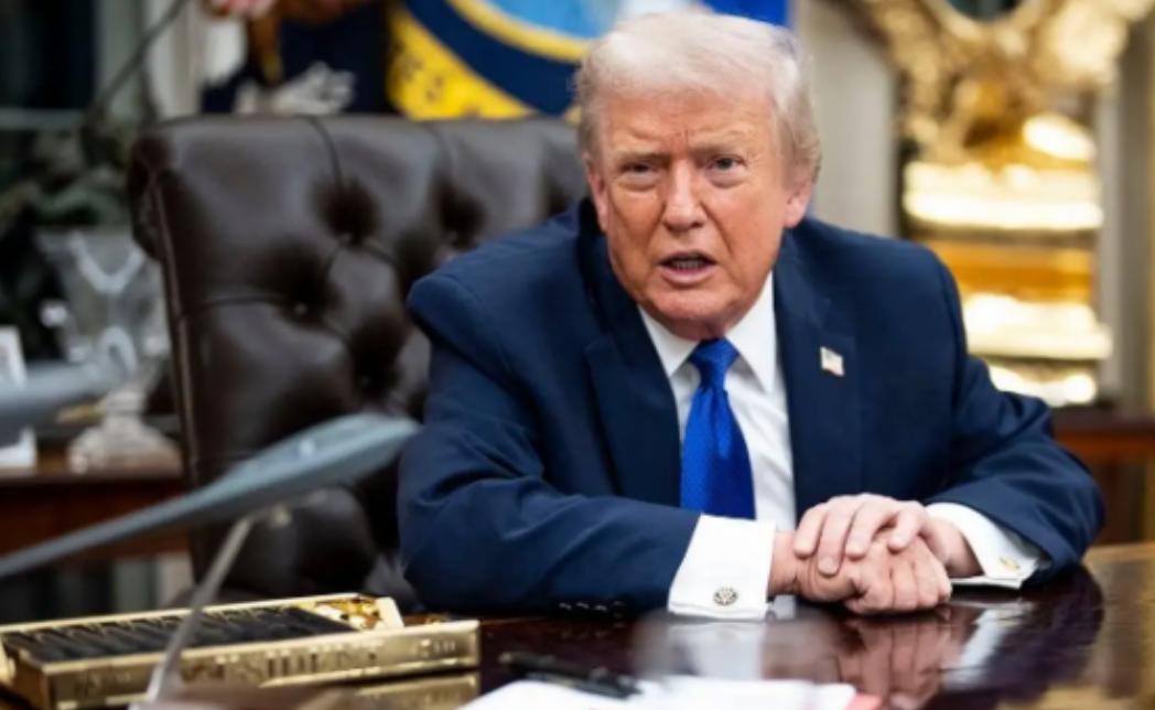 特朗普在台湾问题上表态了！1月8日，特朗普在接受《纽约时报》采访时表示，中国在台