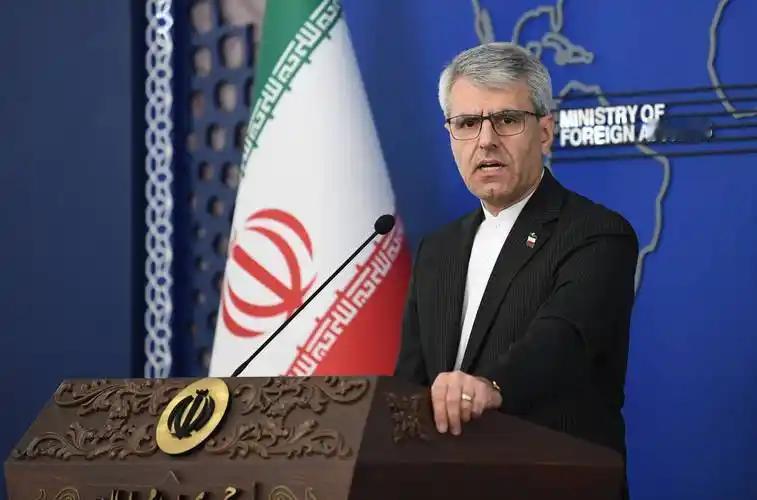 闯了天大的祸！
外长敏感言论遭官方“打脸”，伊朗或放弃强硬底线？
 
当地时间2