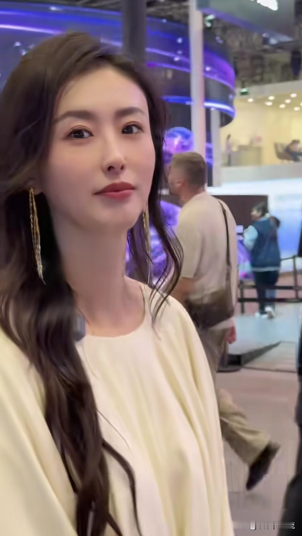 车模兽兽兽兽，销声匿迹多年如今复出，再次成为广大群众关注的焦点，在网络人气再次高