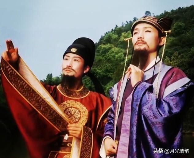 唐朝建立之后，许多士人重新选择自己的归属。杜如晦在这一时期经过房玄龄的推荐进入秦