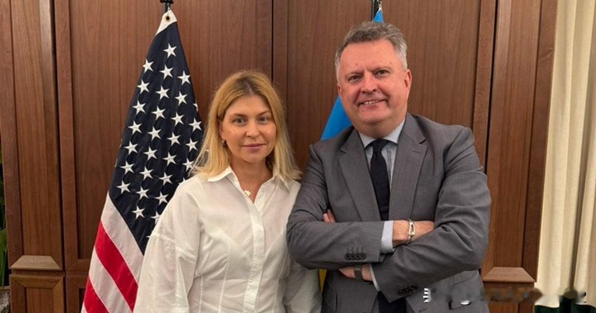 谈判图片中沮丧的表情，引发社交网络恐慌：基斯利察被迫安抚乌克兰人


乌克兰与美