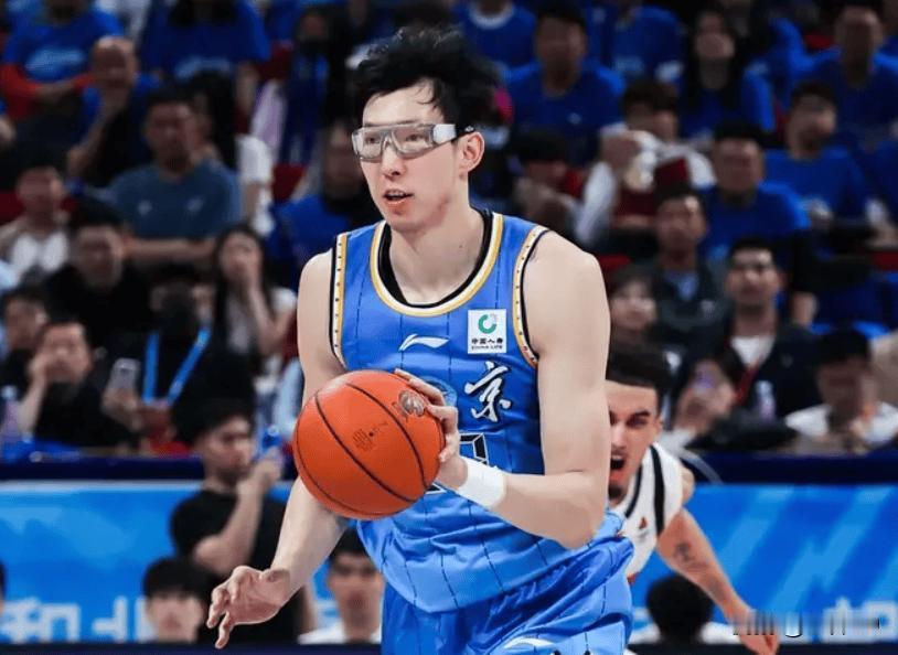 北京 88:73 广东 2:1 晋级决赛，看看数据谁是赢球功臣

1. 尤金-杰