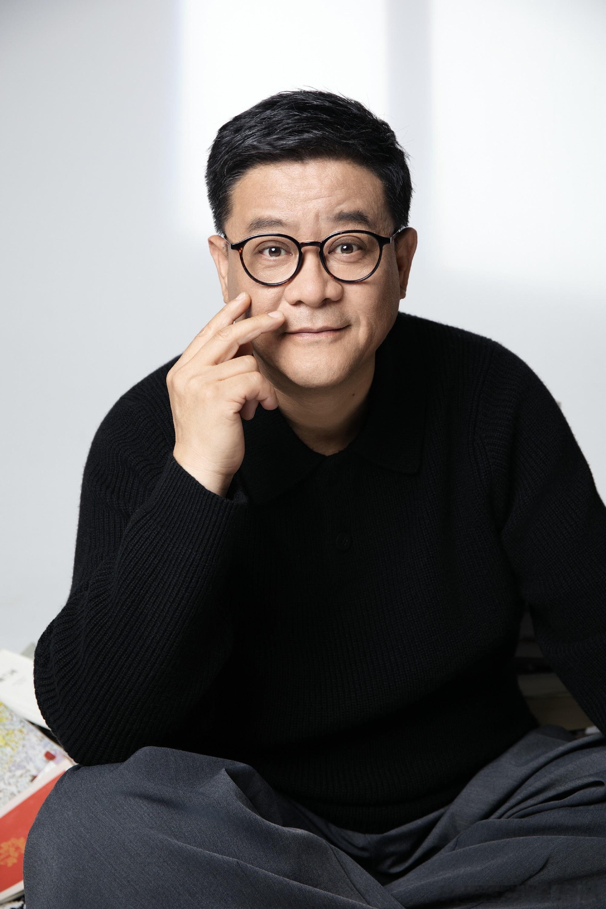 演员姜彤“官宣”：新艺名姜明凯正式启用 