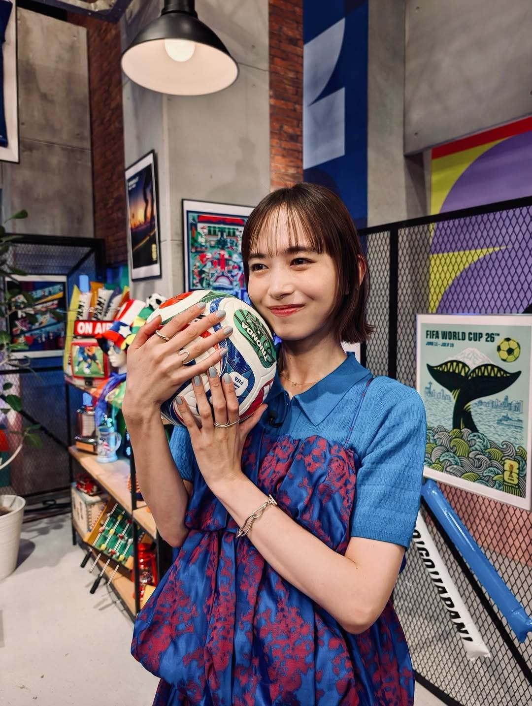 井桁弘惠.本日お昼13時半からDAZN presents うちの推しがアツすぎて