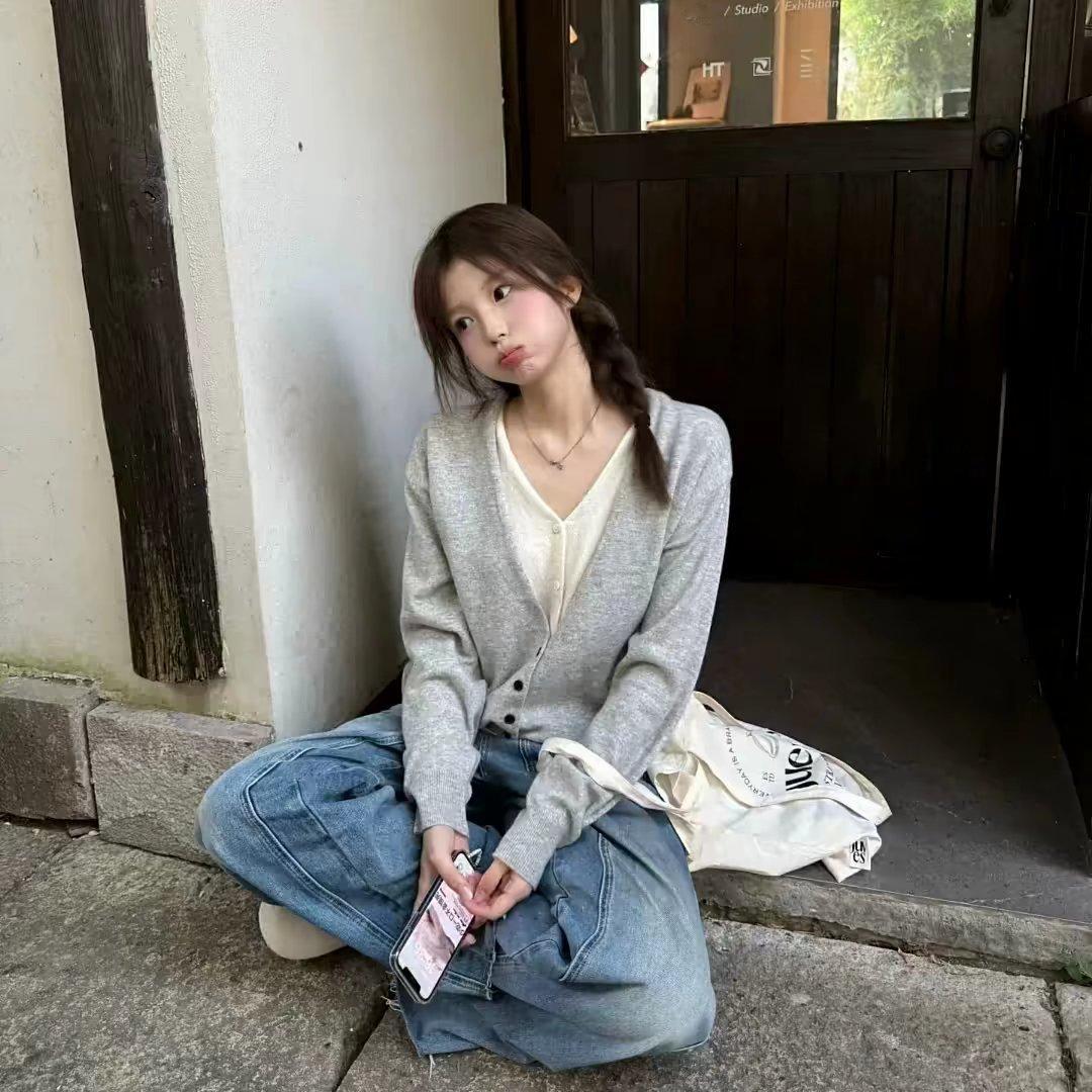 跟异性相处 不要把关系定的太死 做不成恋人 他还可以是打发时间的朋友 或者成为你