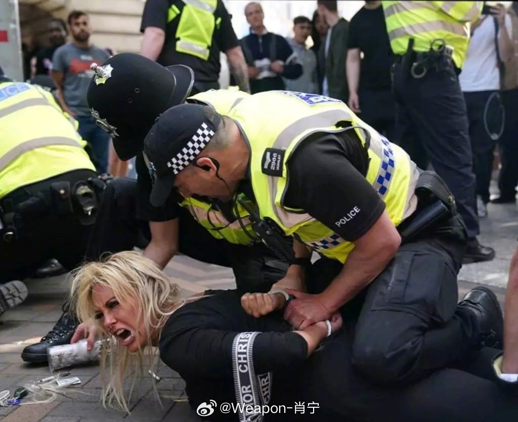 #兵器影像[超话]# 英国的爱国者们寒心啊 ​​​