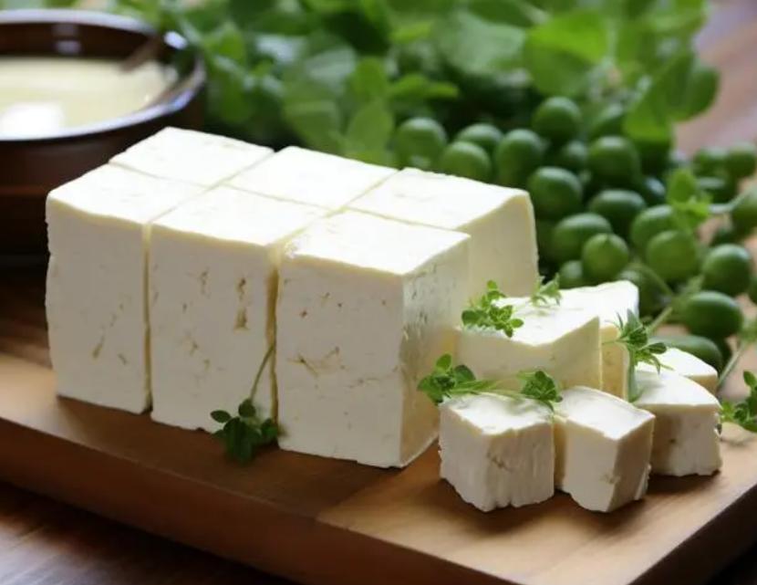 65岁以上的老人不能吃豆腐？医生：4事早了解，别等住院才着急！

"昨天晚上，我