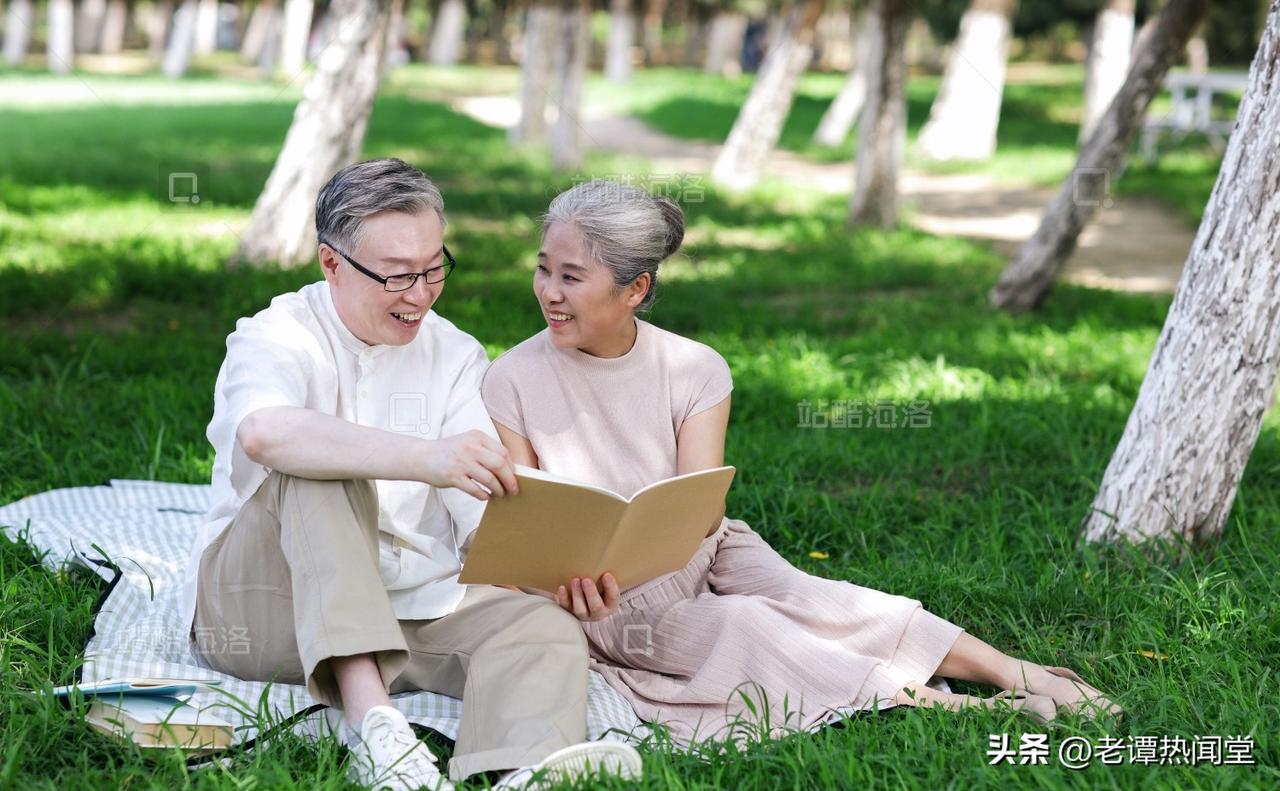 为啥男人怕“往前”，女人怕“往后退”？

中老年人夫妻之间，有没有发现一个怪现象