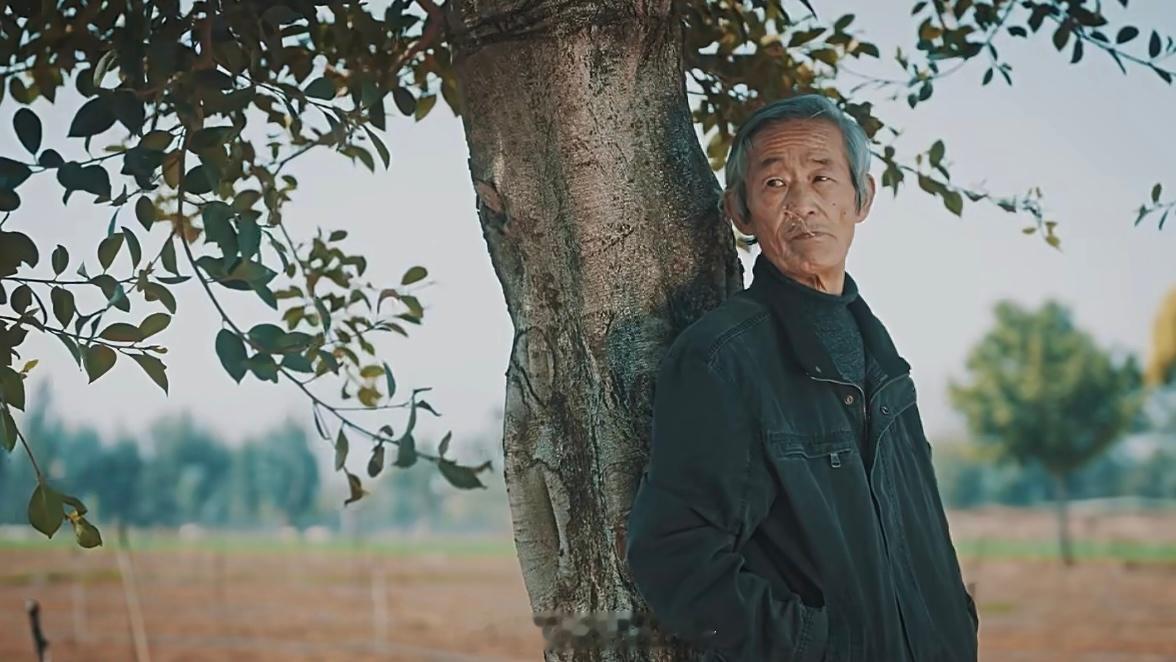 那个总能把人逗笑的“妹爷”，还是离开了……看到这个消息，我第一反应，“啊？妹爷走