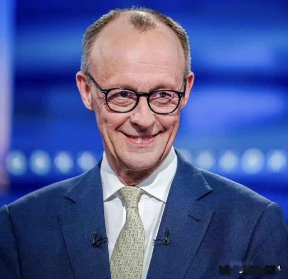 德媒表示，中国打的这一手牌，让美国左右为难！1月25日，德国之声刊文表示，中国正