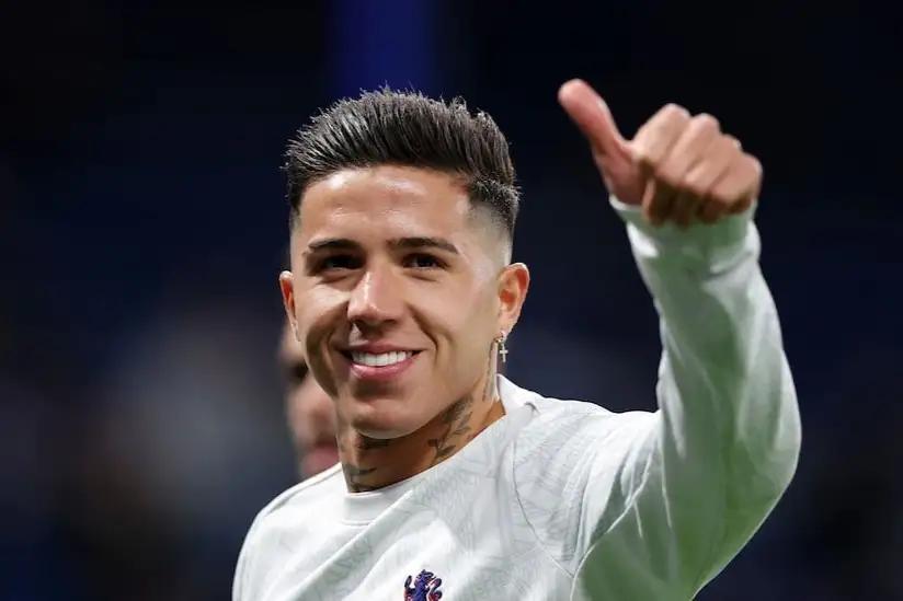 【恩佐对球队现状发表了一些不负责任的言论，被切尔西队内停赛了】恩佐确实因为公开言