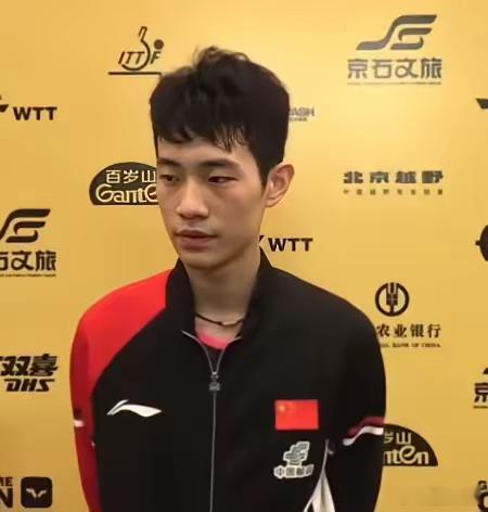 我发现陈俊菘这小伙子真是不简单啊！​第一、比赛后接受采访感谢的人次序都是对的。记