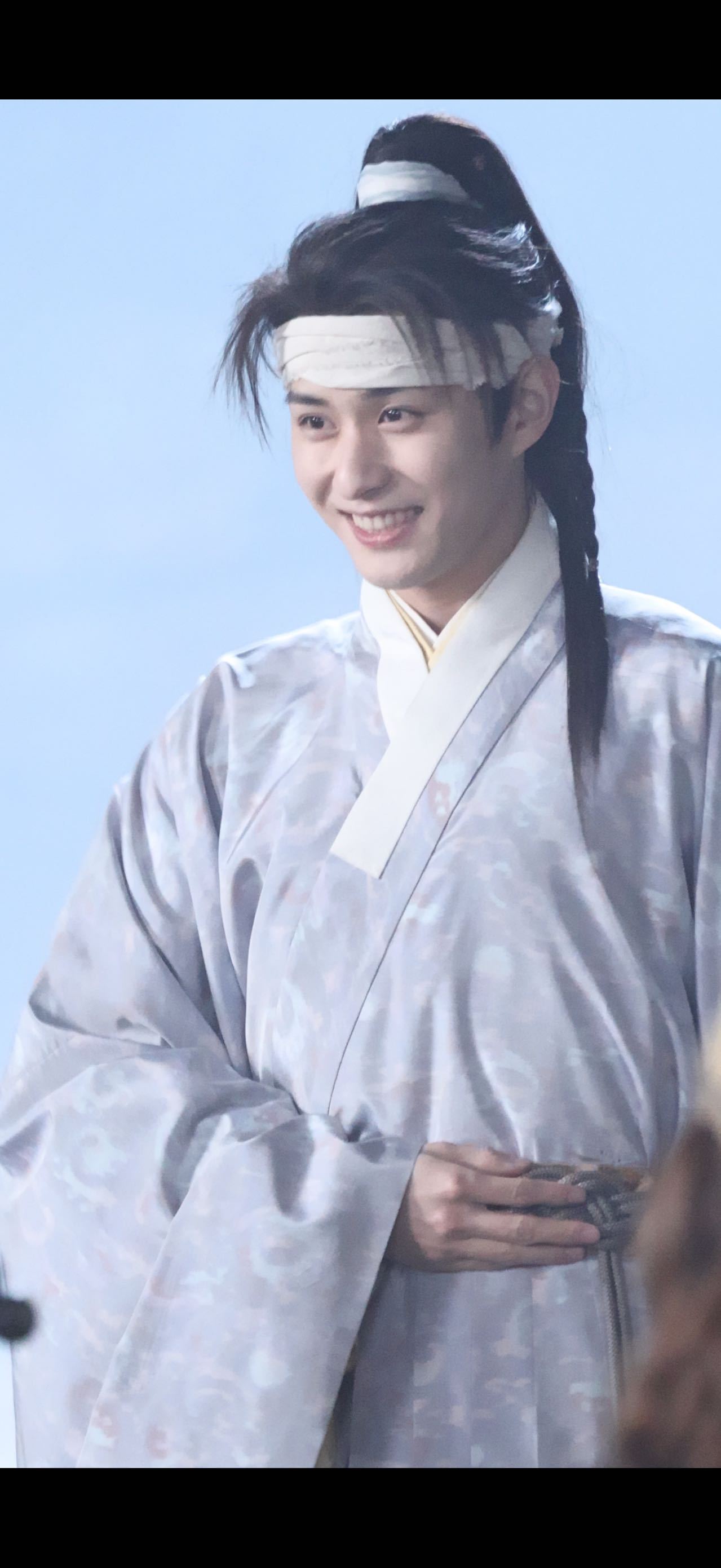 挖槽我日死这个傻子 