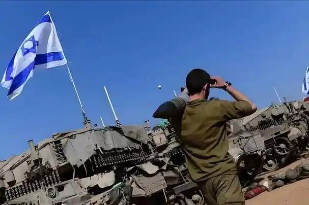 玩火必自焚！以色列空袭伊朗，却暴露自家致命死穴。谁能想到，一再空袭伊朗化工设施、