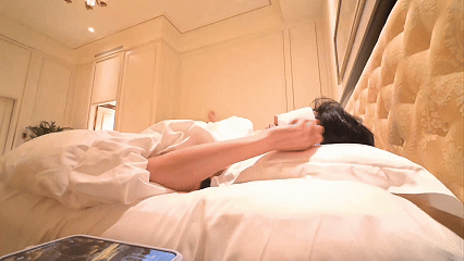 龚俊vlog出镜尺度 不尔，谁能拒绝这么直白的七夕福利啊！毫无偶像包袱，各种生活