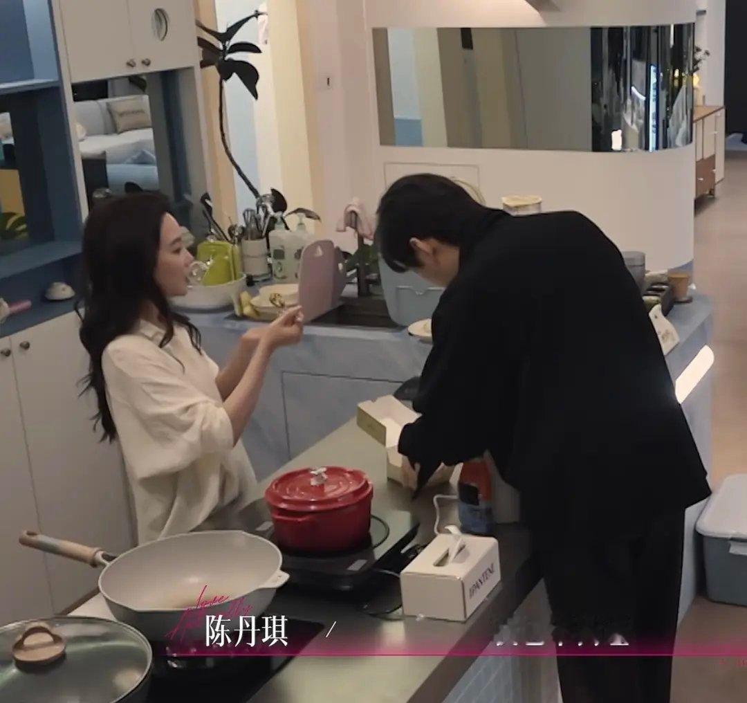 第五季｜所以就这一小盒蛋糕两个人吃没吃过对方挖过的柳柳在怎么样也没和异性口水交换