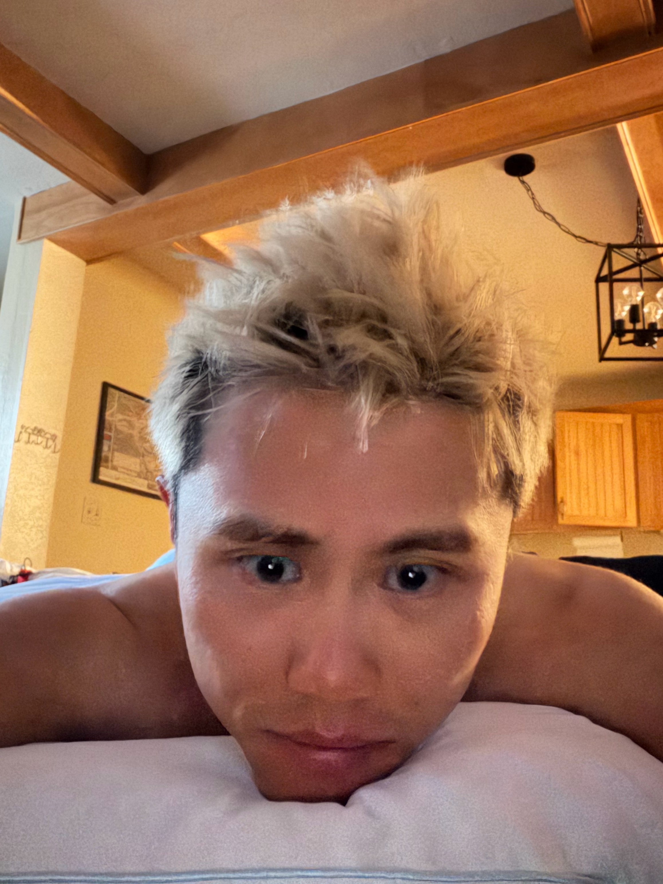 沙发看着舒服，真睡一晚上，腰酸背疼 美国