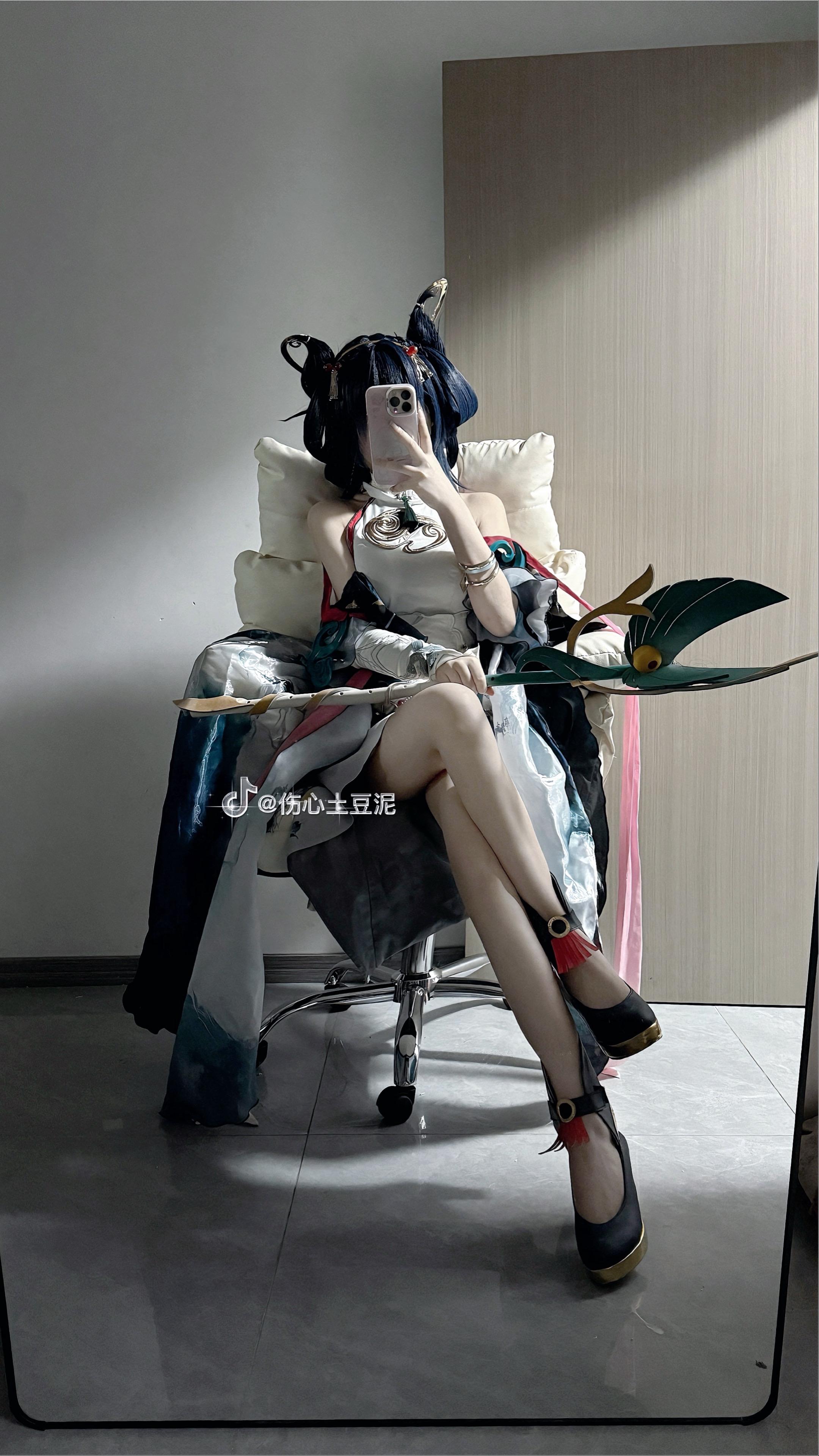 竹子空心才坚韧 人心放空才从容。