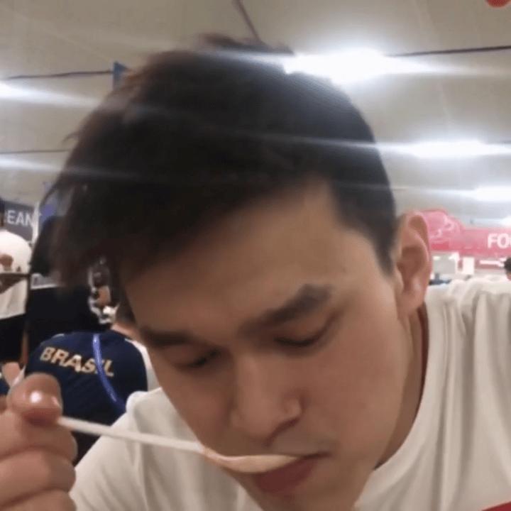 小鲨节快乐  『8595』好——好——嚼啊把吃的东西嚼啊，嚼啊，嚼啊，嚼啊把吃的