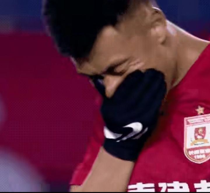 一个谭龙救不了长春亚泰，自己不努力不是换个教练就解决问题的。
辉煌的亚泰也曾有过