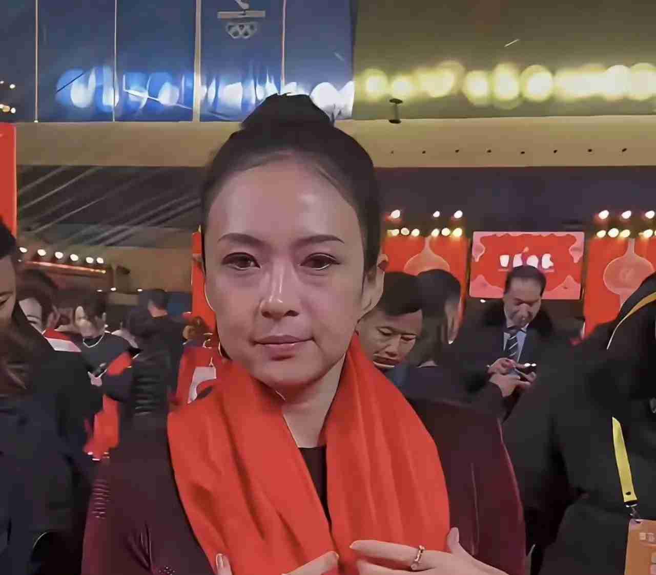 我的今日状态：😁轻松愉快
我这里的天气：☁️阴天

章子怡这张生图状态，和以往