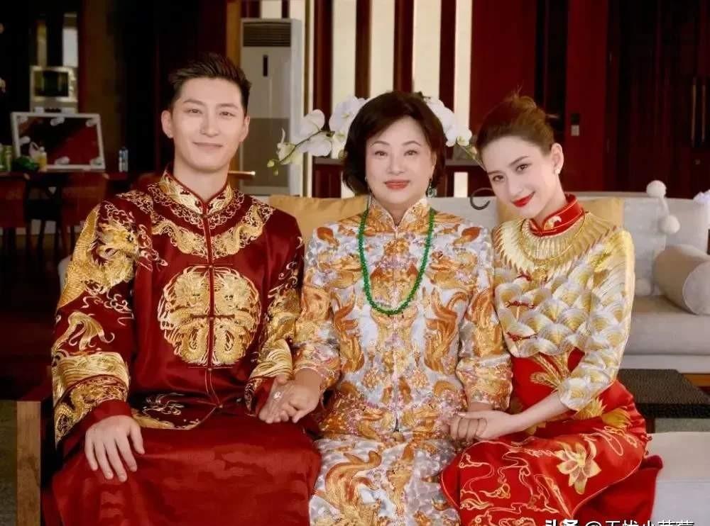 研究何超莲的婚配，我才捅破了豪门最后那层窗户纸。
你以为她姓“何”，就能嫁进任何