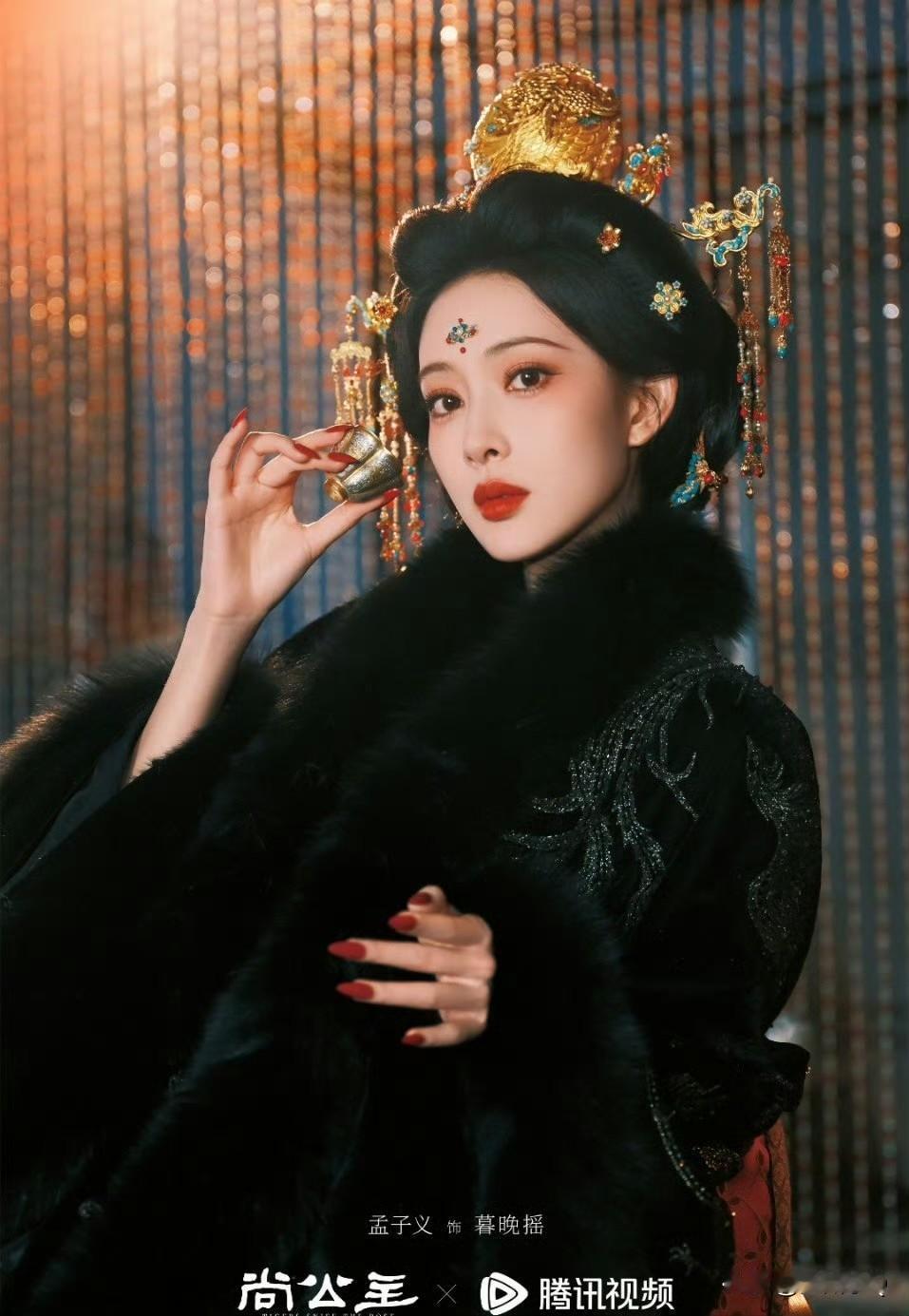 TVB演员就是厉害，胡杏儿的眼神里就带戏，一看就有宫斗剧内味，孟子义的眼里就比较