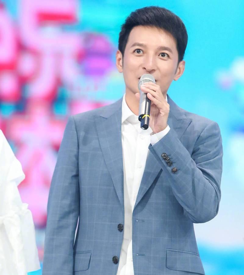 6月27日《快乐老家》媒体看片会上，李维嘉直面“人老了做什么都心酸”的热议话题。