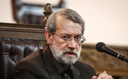 据伊朗媒体报道，拉里贾尼是住在郊外女儿家中被以色列空袭刺杀身亡。
伊朗官方确认拉