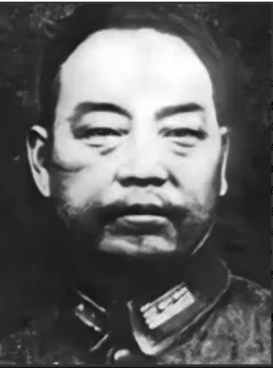 1947年，郝鹏举反水11天后，又被解放军抓了回来，脚镣上的四个字时，竟成了对他