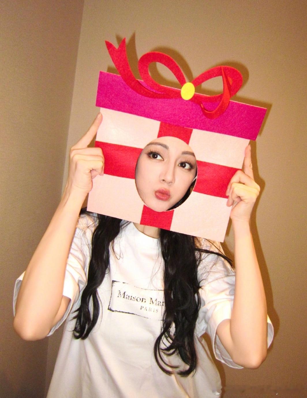 美好的一天从看热巴开始，看见美好的事物心情也会很美好！！！ ​​​