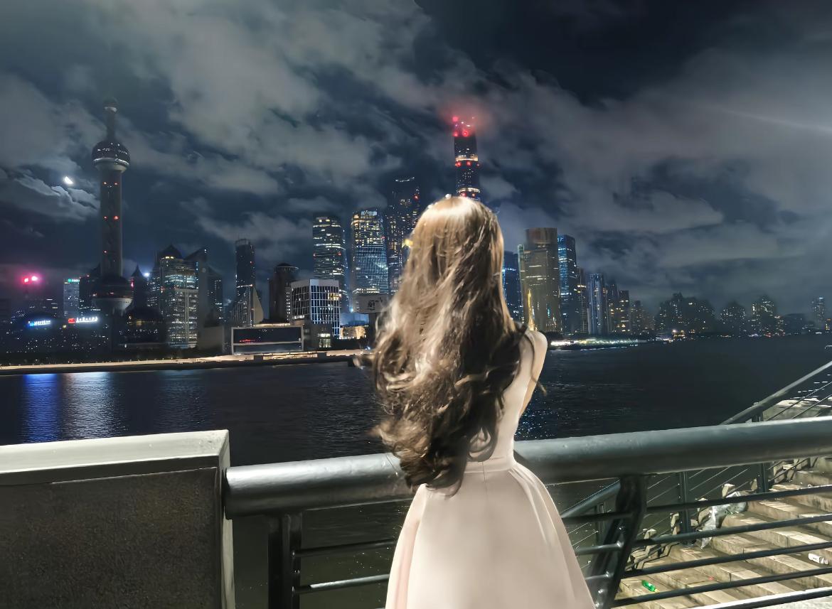 为什么现在的女生，宁愿高质量单身，也不结婚？
这届女生，真的太清醒了。
宁愿一个