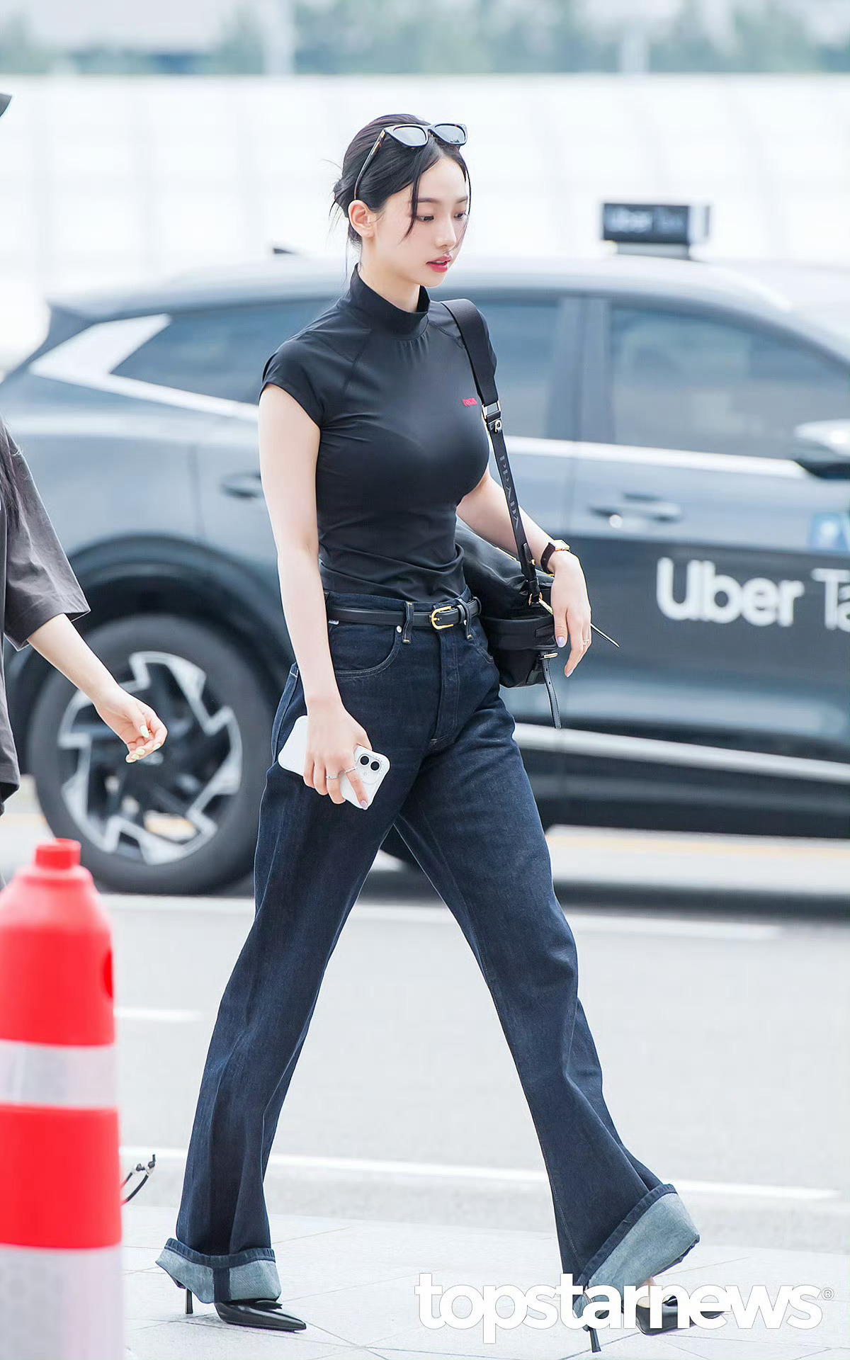 韩女之美就是这样 美的简单又不简单。。。。 ​​​