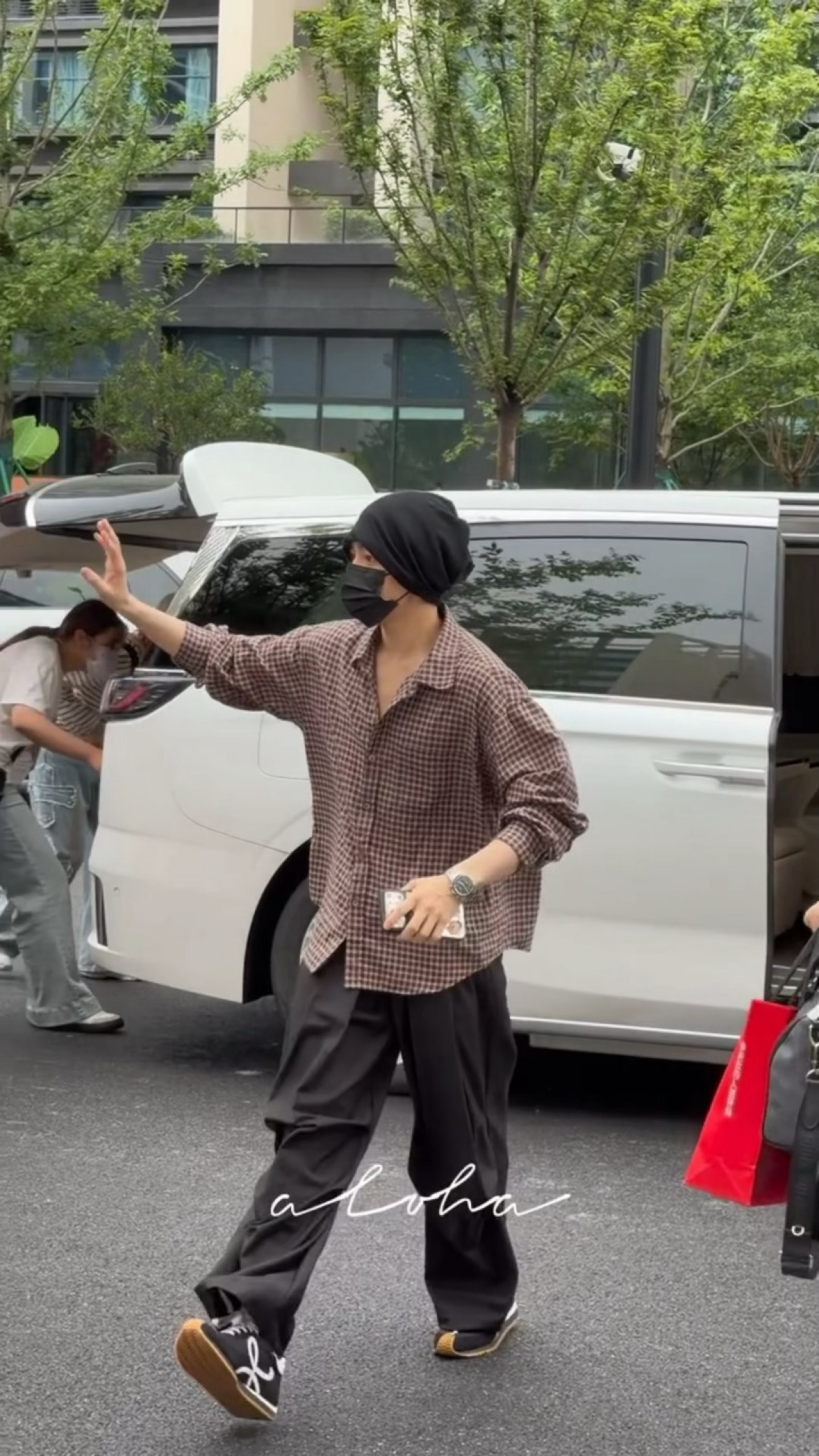 小侯《念相思》进妆了！冷帽男神回归侯明昊念相思进妆侯明昊念相思进妆路透
