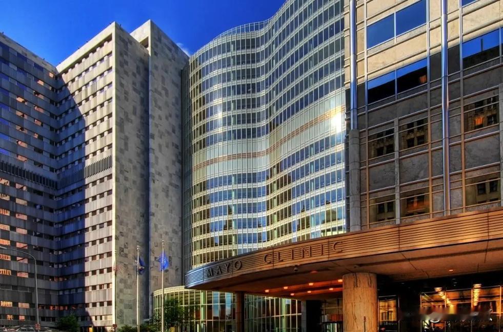 刚刚听说正考虑放开外商全资医院，觉得这个挺不错的。在欧美私立医院的质量，很不错的