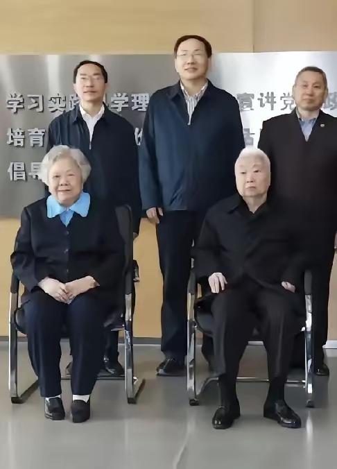 彭珮云老人96岁与世长辞，让人惋惜不已，而她的丈夫王汉斌如今已是百岁高龄，身体依