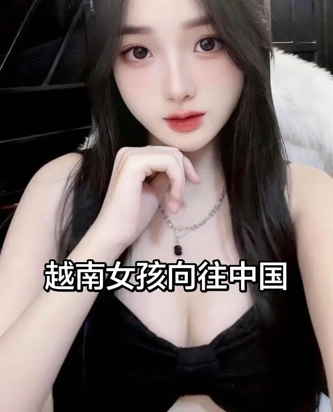 清纯御姐 黑色系井性感的露肩穿搭 黑色性感项链 纯欲风性感珠链 纯欲超甜