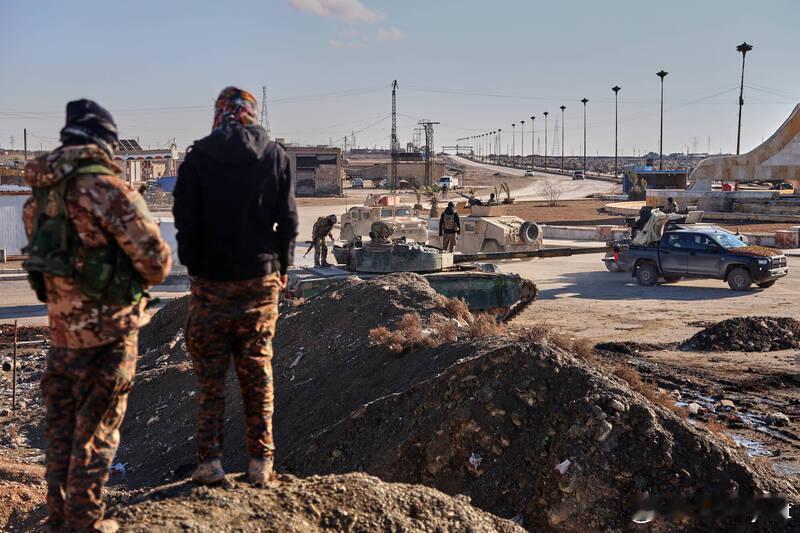 美军空袭叙利亚！7天内发动5次打击，遏制ISIS死灰复燃海外新鲜事 美国中央司令