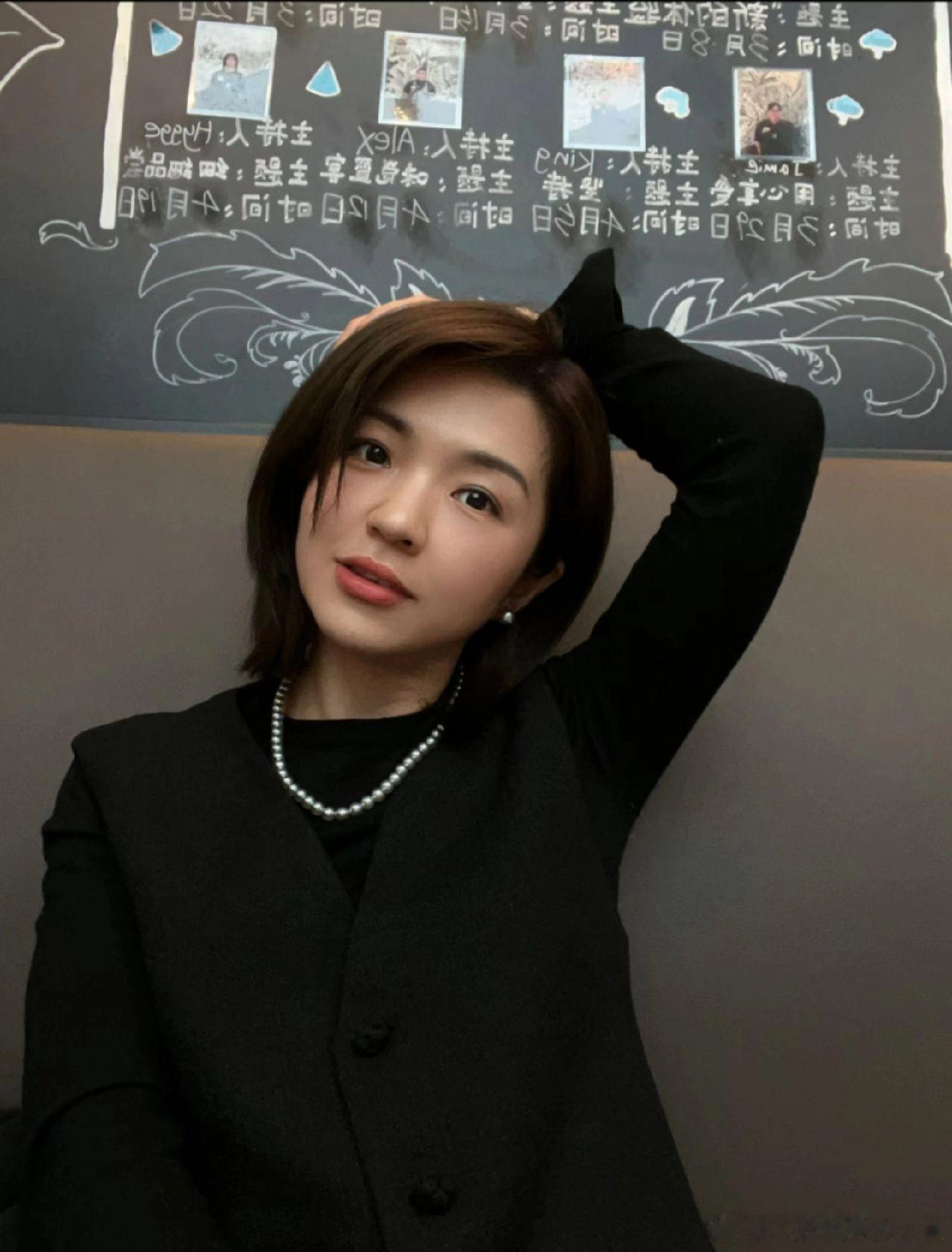 首饰戴了和没戴是两回事 很多人觉得首饰是可有可无的累赘，不实用，又不能当饭吃。但