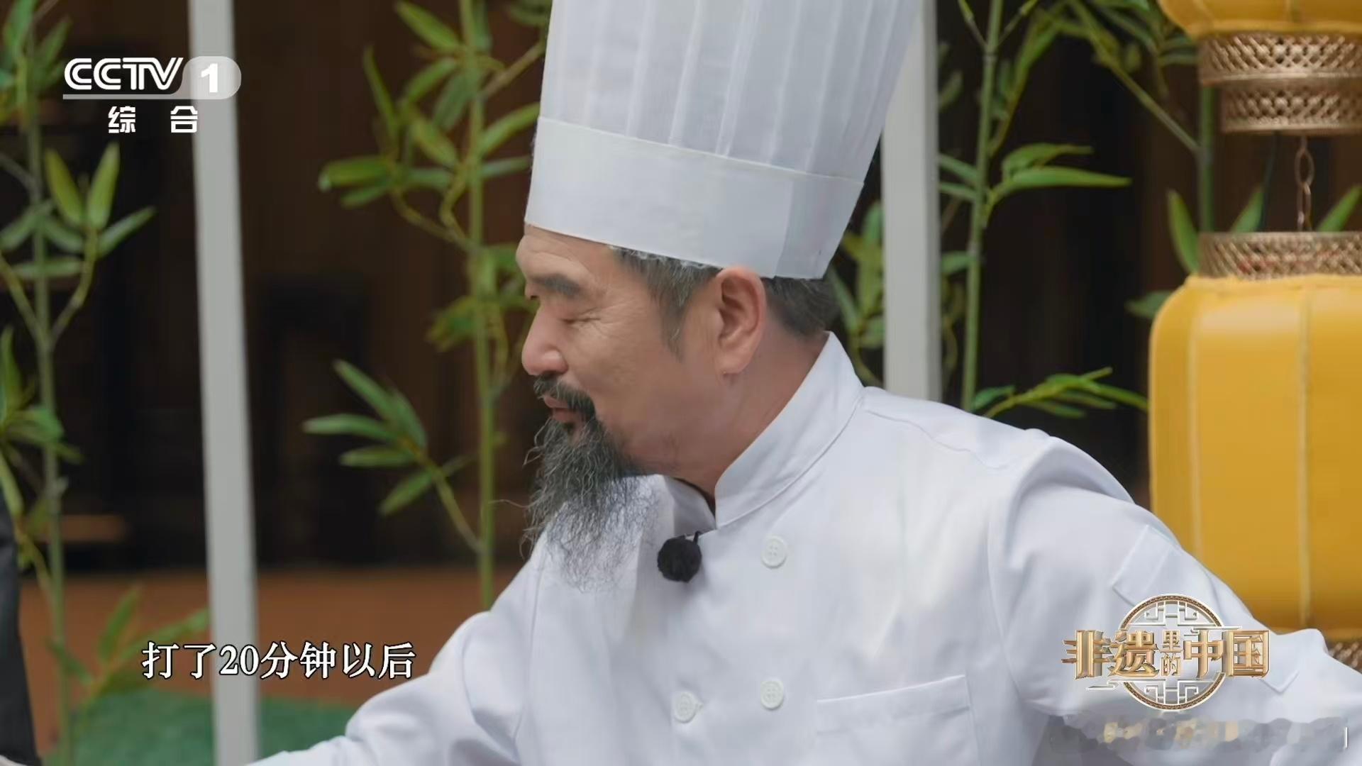 福州肉燕的燕是什么这不是纸是薄到透光的肉片 这不是魔法，是千锤百炼的功夫。厚肉变