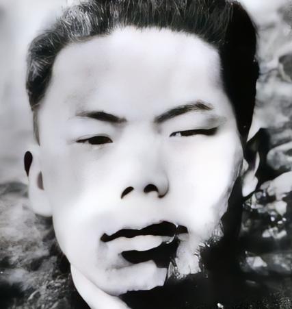 1952年深夜，朝鲜战场上志愿军战士都在熟睡，唯有一名战士因入党太激动，翻来覆去