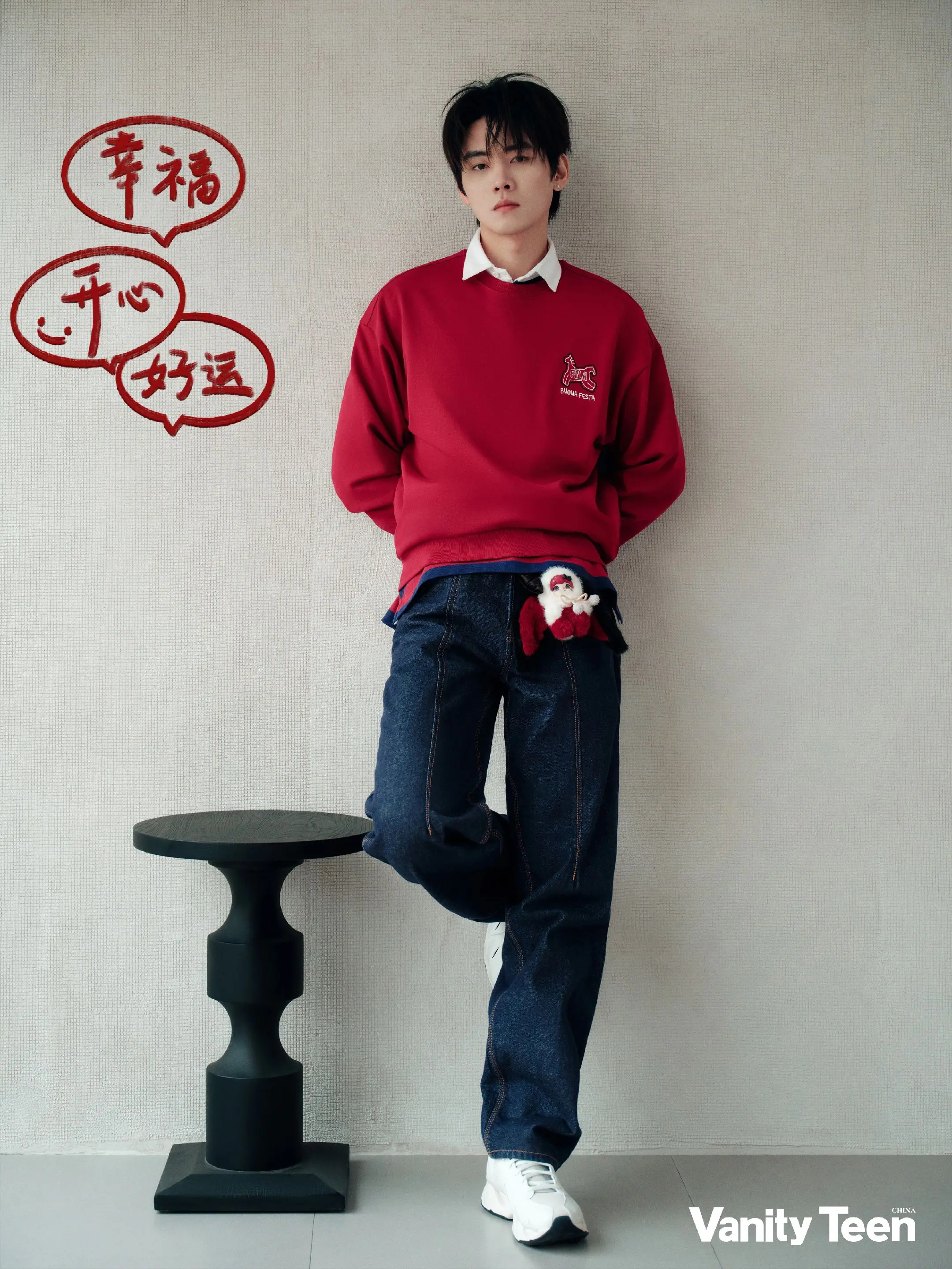 新年就要穿红色衣服呀 也太显气色啦。