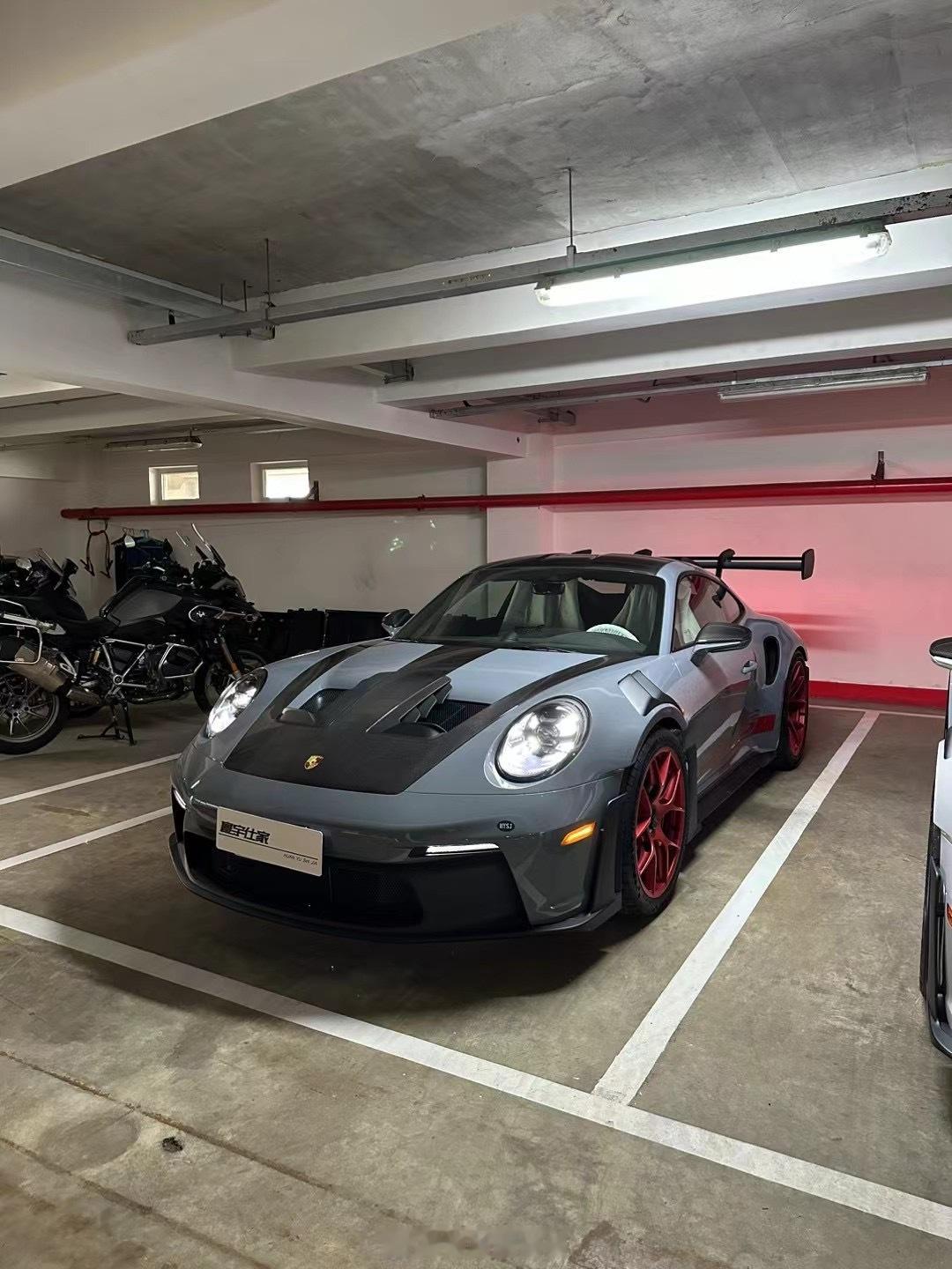 #保时捷992GT3RS# 请抓紧咯～四月-五月 仅剩下 灰色和黄色 各一台 可