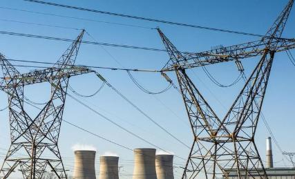 中美差距再扩大，美国发电量超2.2万亿度，再看中国，差得太远了

麻烦看官老爷们