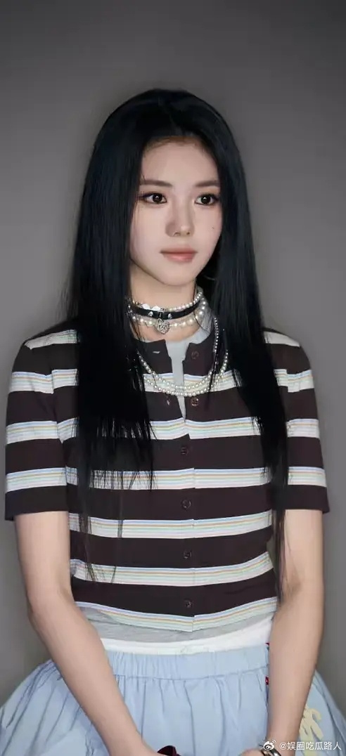 确实不像刘浩存 但仔细看又觉得可能是她 
